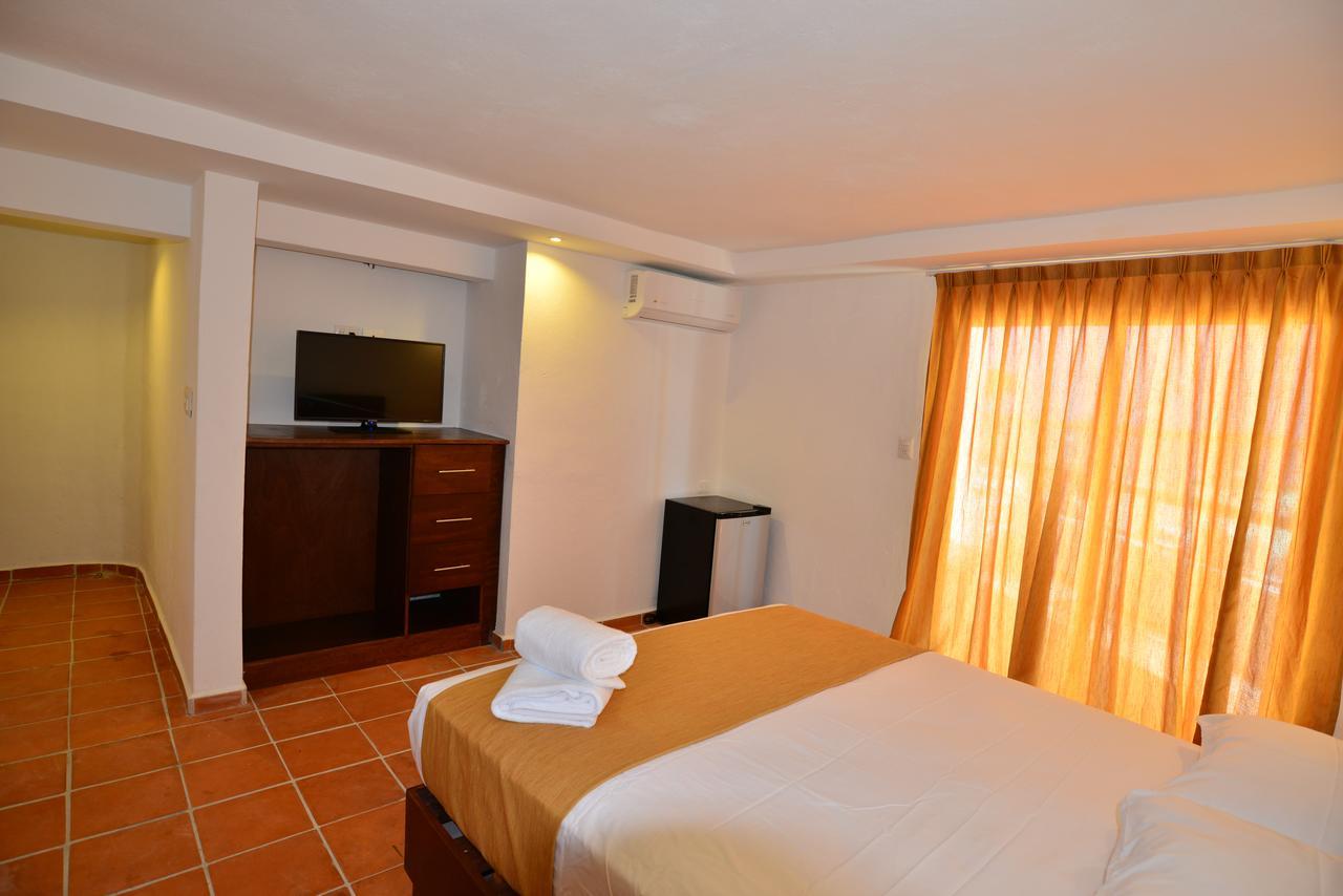 Hotel Rio Lagartos Exterior photo